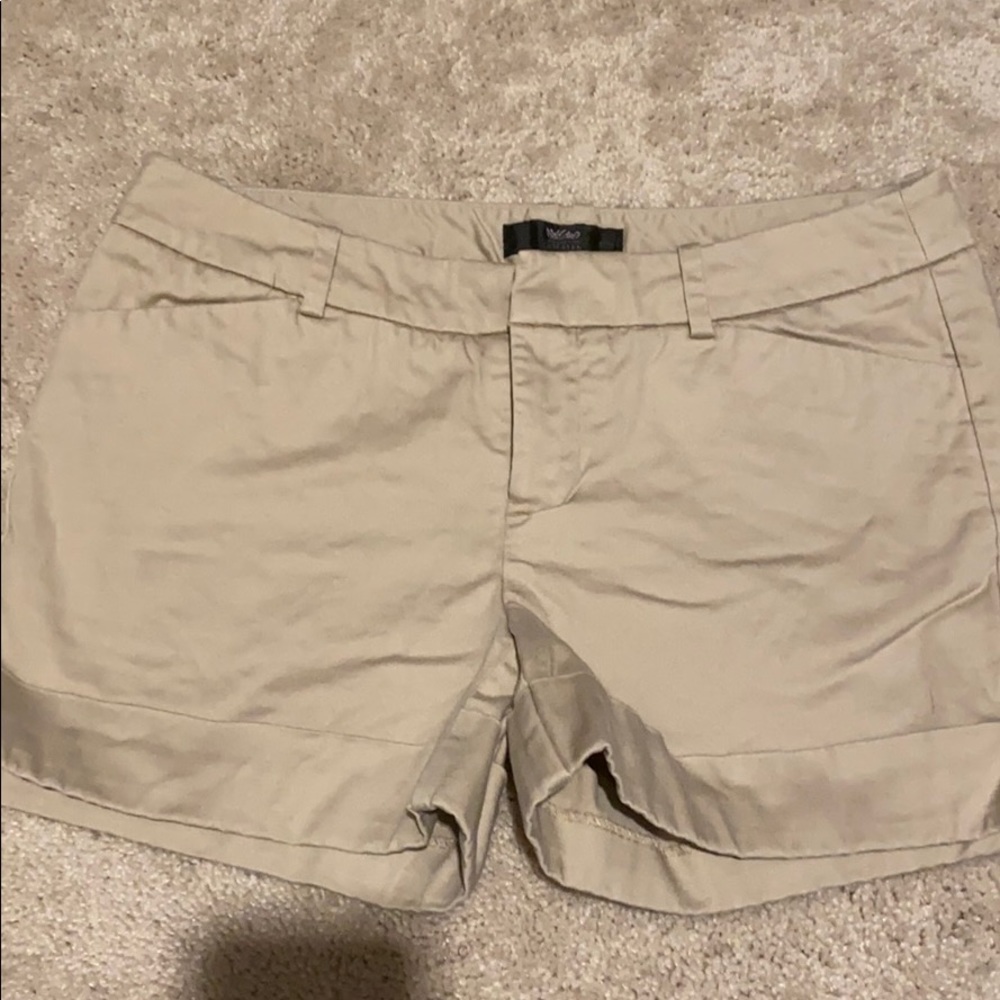 Khaki shorts